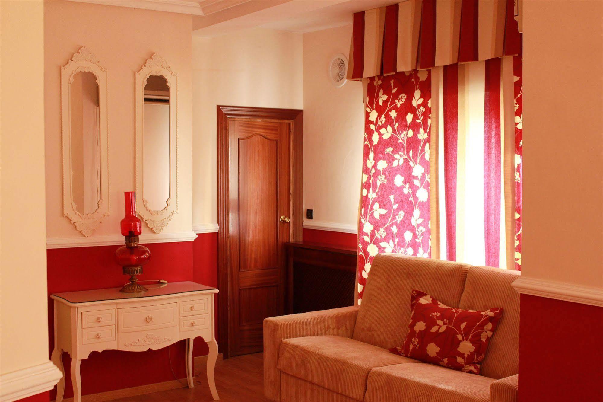 אובדה Hotel La Paz מראה חיצוני תמונה