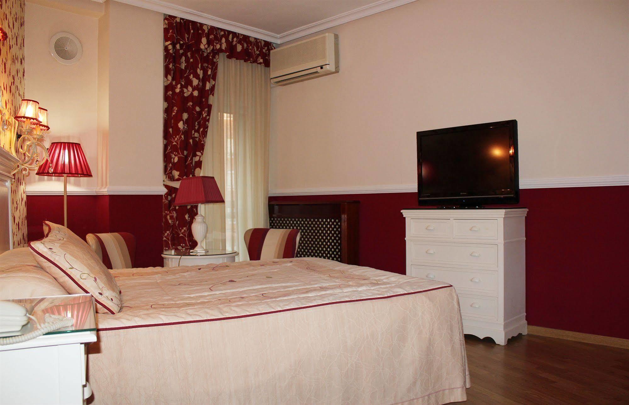 אובדה Hotel La Paz מראה חיצוני תמונה